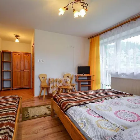 Pokoje Goscinne U Bozenki Krościenko Exterior foto